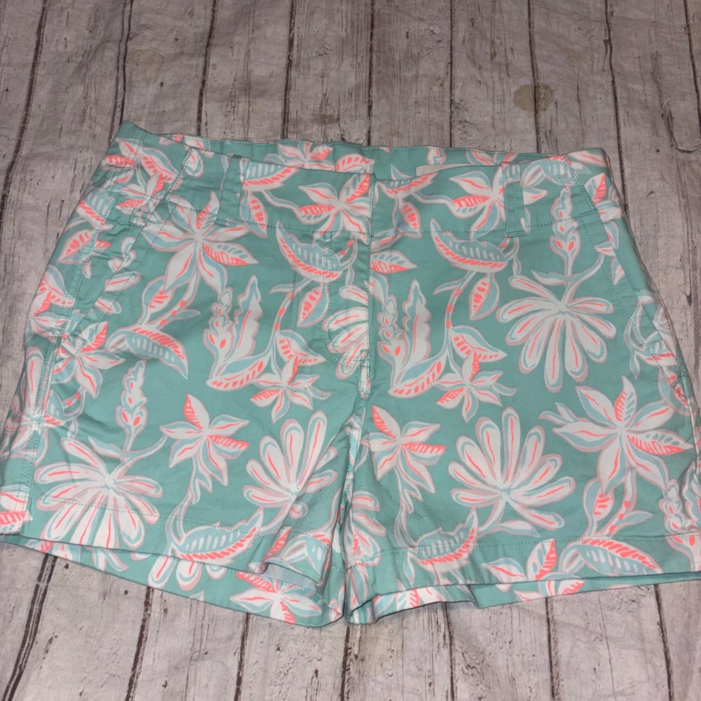 Vineyard Vines Women's 3 1/2 Inch casual shorts Island Paradise print 8 - Picture 3 of 6